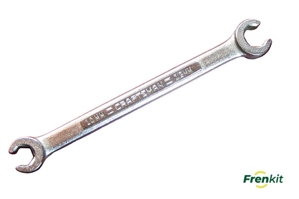 Como cambiar el freno de mano electrico 5