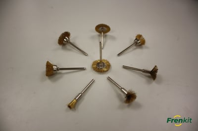 Como limpiar el oxido dentro de una pinza de freno 3